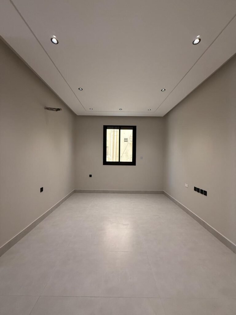شقة 6 غرف 260م – النزهة عمارة 117
