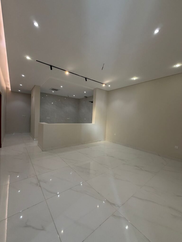 روف خلفي دور كامل 6 غرف 370م² – البغدادية
