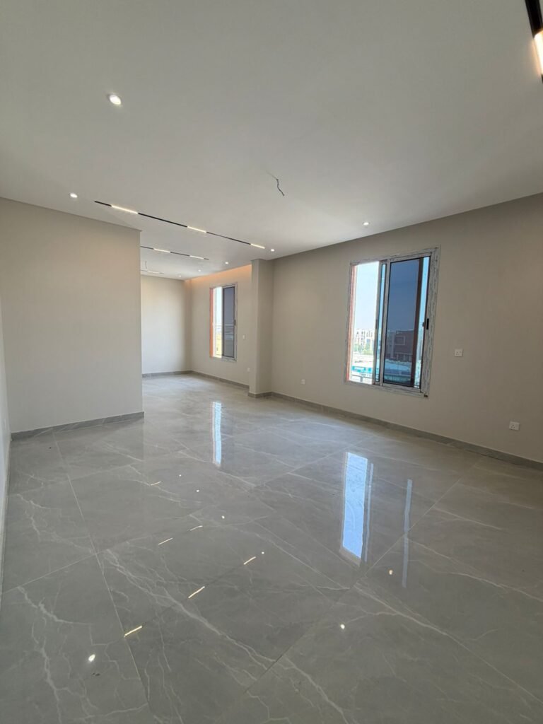 روف خلفي دور كامل 6 غرف 370م² – البغدادية